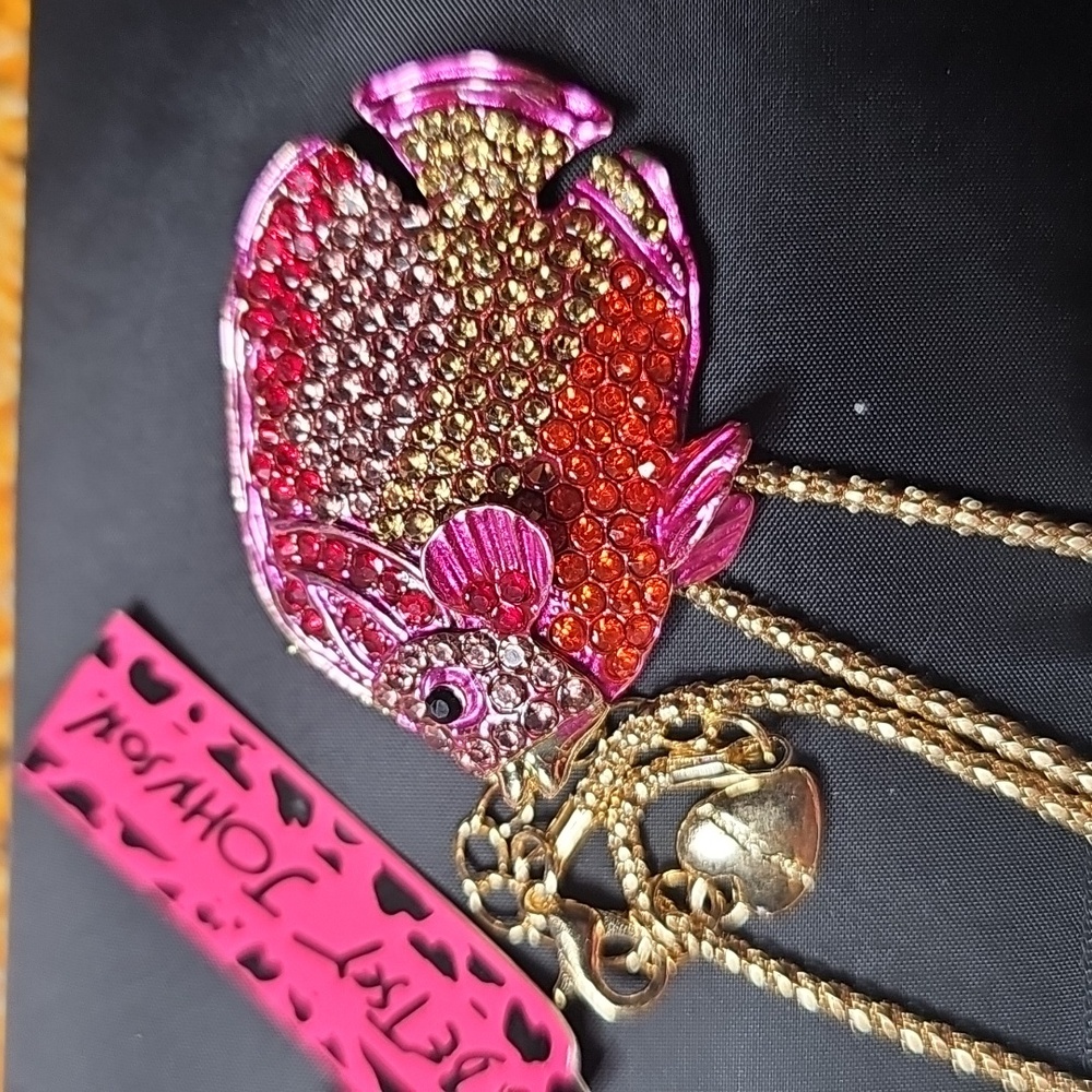 Betsey Johnson Multicolor Crystal Fish Necklace Pink Red Orange 24"